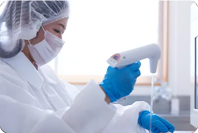 出荷前の品質チェックの様子