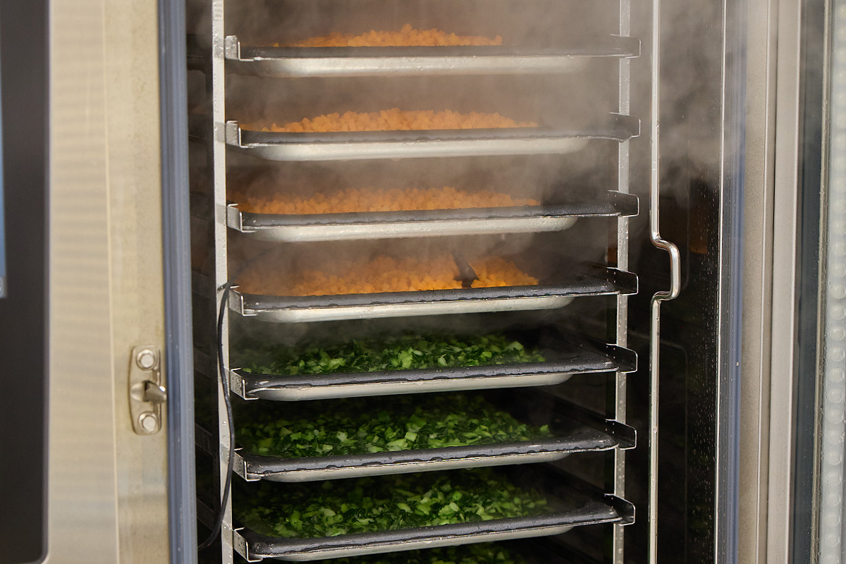 スチーム加熱で香りを守る調理