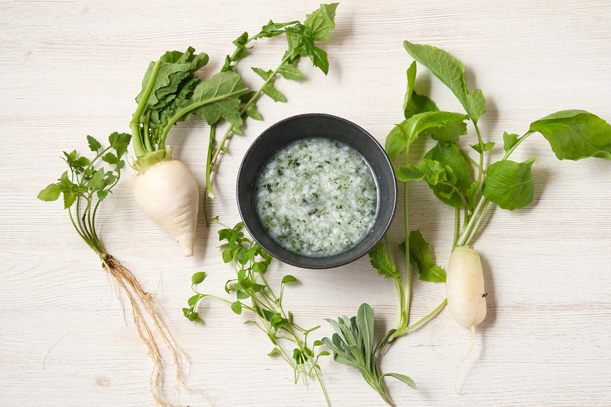 七草がゆの季節に考えたい、犬の健康のこと ～昔から続く「整える食」の知恵～